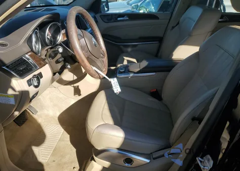 2013 Mercedes-Benz Gl 450 4Matic z USA, uszkodzony, nr VIN 4JGDF7CE2DA259486